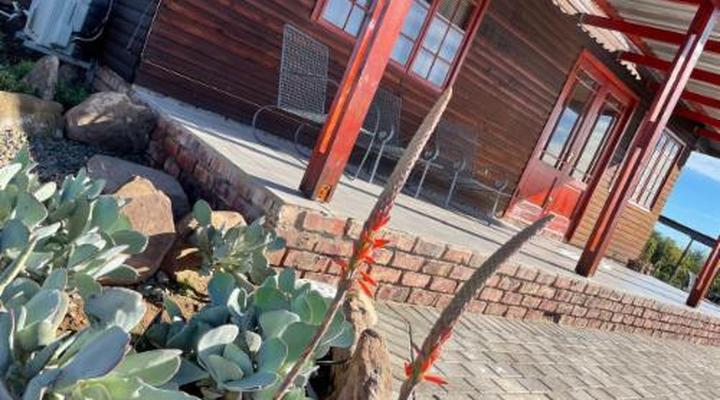 Klein Karoo Game Lodge