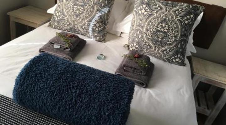 Klein Karoo Game Lodge