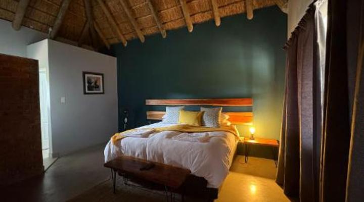 Klein Karoo Game Lodge