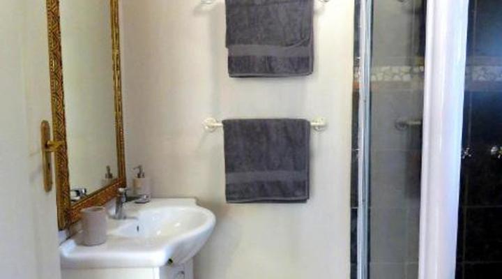 Wild Dog Guest Lodge