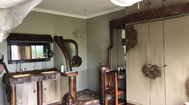 Leopards Rock Bush Boutique