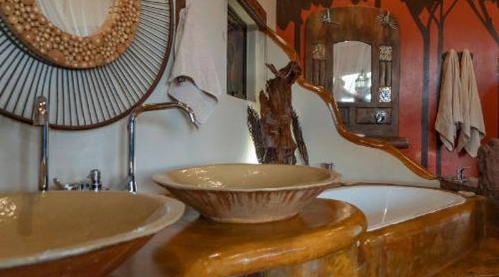 Leopards Rock Bush Boutique