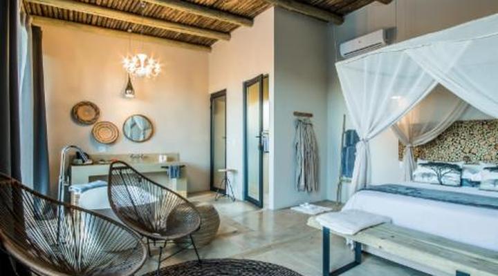 Kruger Sunset Lodge - Living with Lions