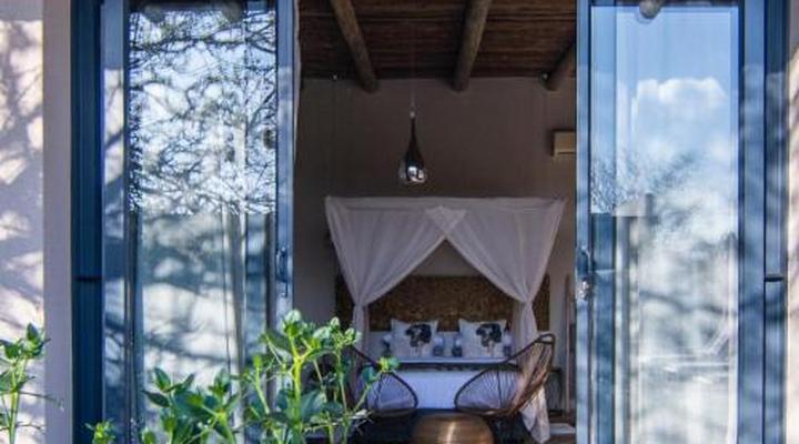 Kruger Sunset Lodge - Living with Lions