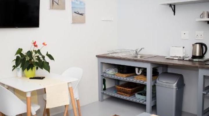 Three Feathers Cottages