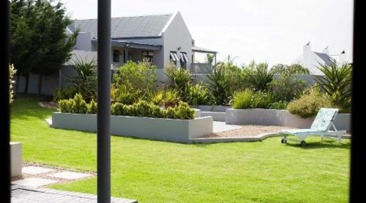 Three Feathers Cottages