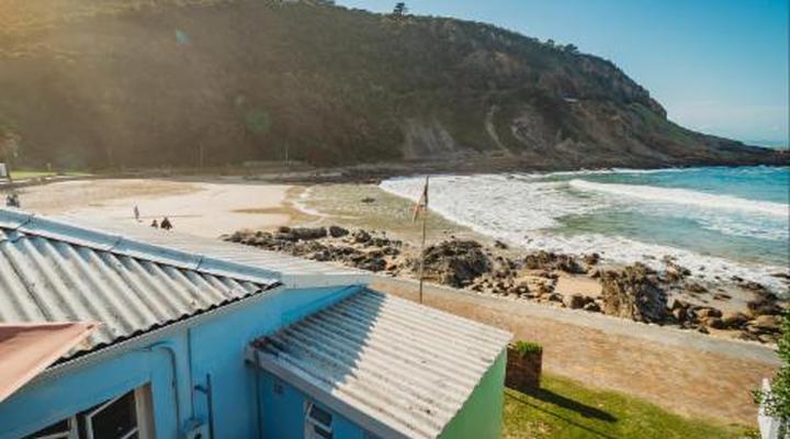 Silver Spray Beach Accommodation