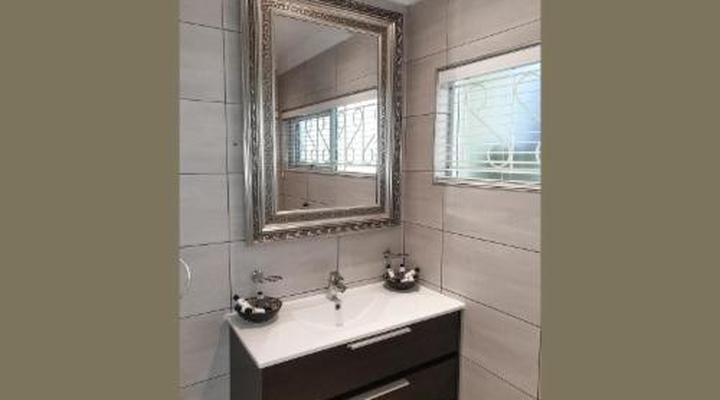 Elephant Country Guest House