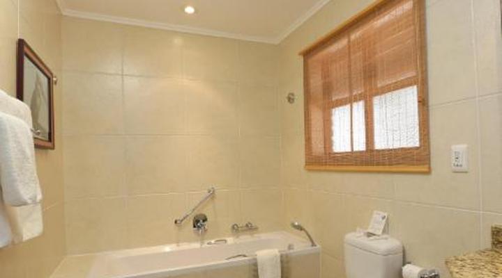 Bakubung Self-Catering Chalets