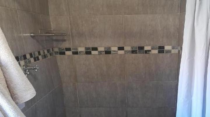 Leeurivier Onder Die Hoogte 