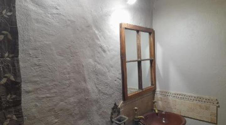 Leeurivier Onder Die Hoogte 