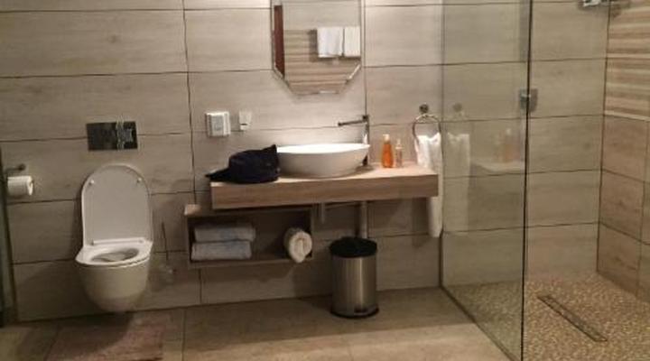 At The Rocks Country Estate