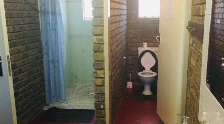 At The Rocks Country Estate