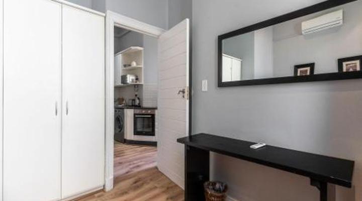 Long Street Self-Catering Apartments