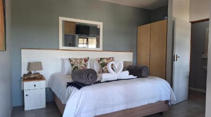  Pili Pili Beach Cabanas