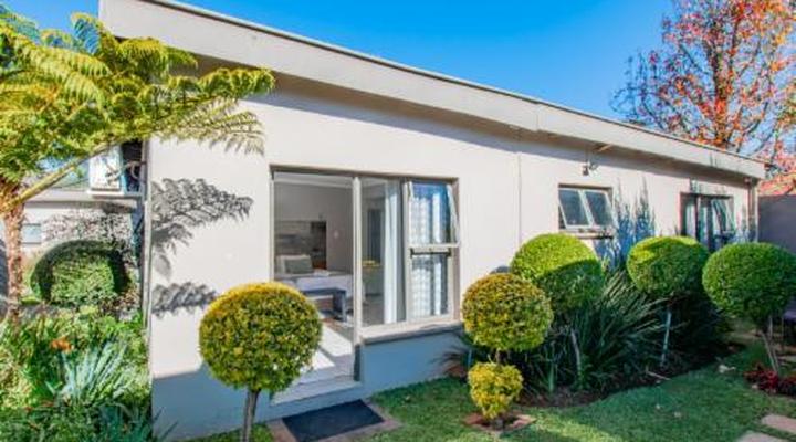 Glen Maine Guest House & Self Catering