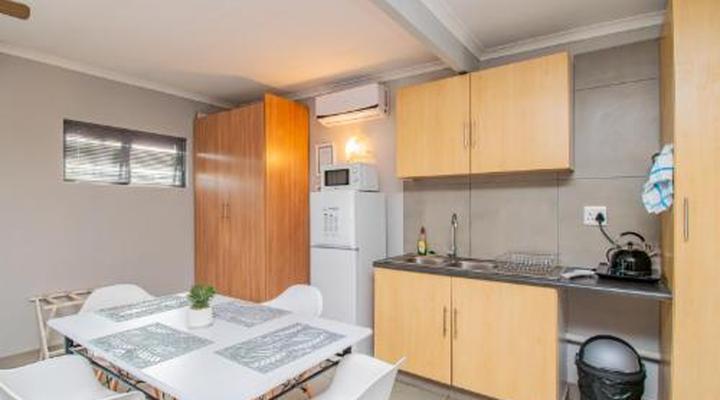 Glen Maine Guest House & Self Catering