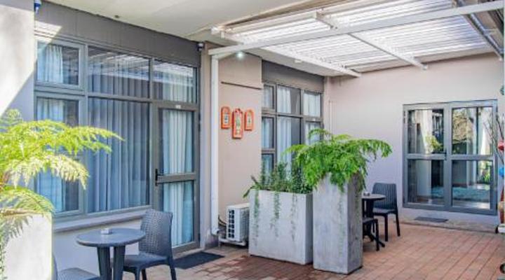 Glen Maine Guest House & Self Catering