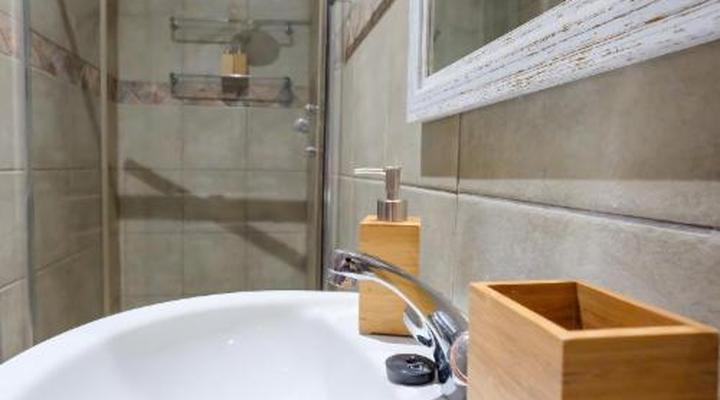  St Lucia Livingston Lodge