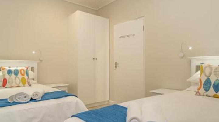 Fork West Holiday Apartments