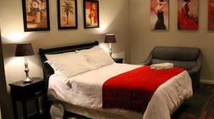 Tranquil House B&B @ 10 Berry Street