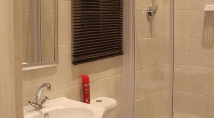 Tranquil House B&B @ 10 Berry Street