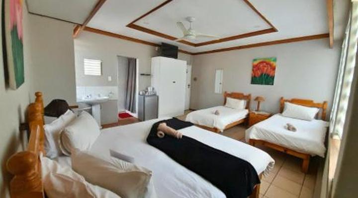 Acorn Lodge & Skydeck Sunset Café