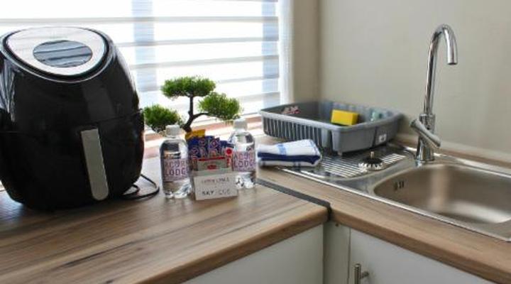 Acorn Lodge & Skydeck Sunset Café