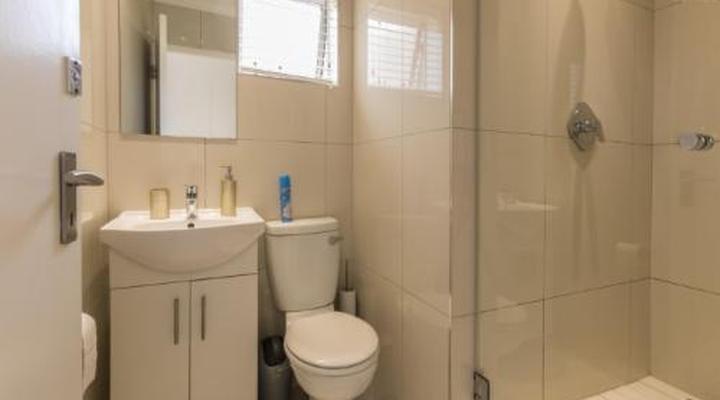 Modern Seaview Apartment