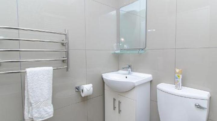 Modern Seaview Apartment