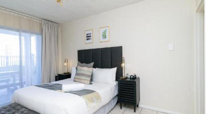 Modern Seaview Apartment