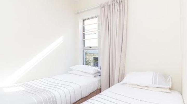 Modern Seaview Apartment