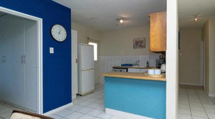 Modern Seaview Apartment