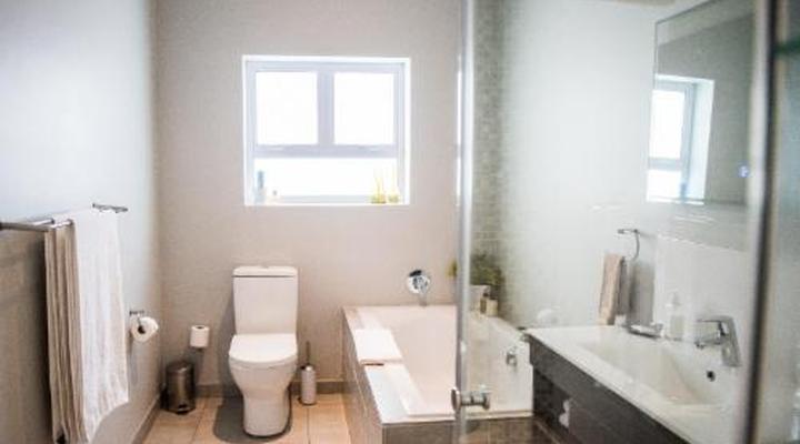 The Whale on Main B&B