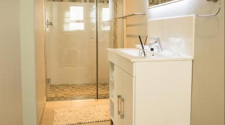 The Whale on Main B&B