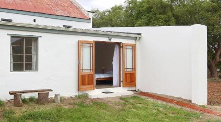 De Bos Backpackers& Camping