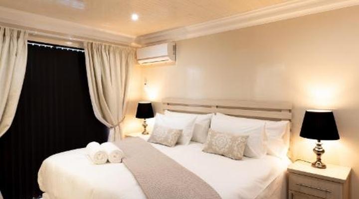 Grand House Lodge, Jeffreys Bay