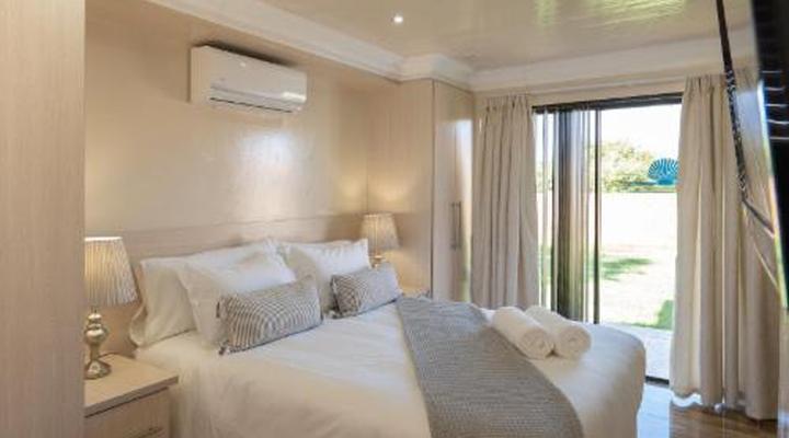 Grand House Lodge, Jeffreys Bay