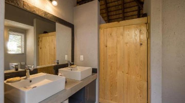 Lindiwe Safari Lodge