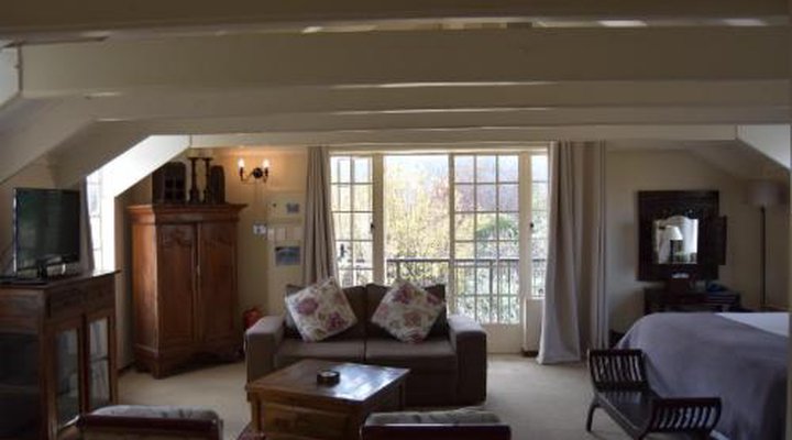San Rock Guest House