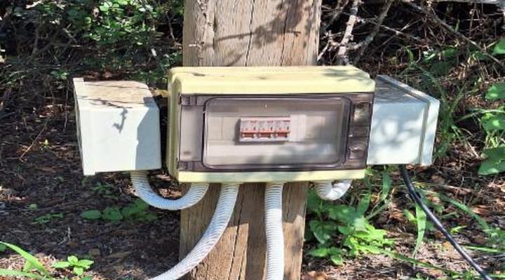 Thorn Tree Bush Camp - Tented camps and cabins