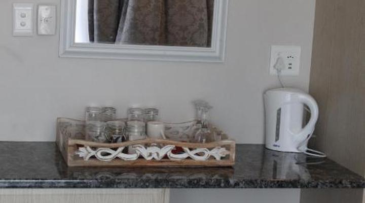 Phoenix Lodge and Waterside Accommodation