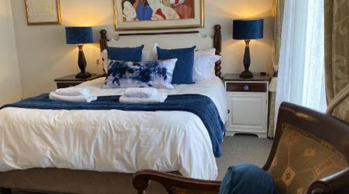 Dolphin Circle Bed and Breakfast