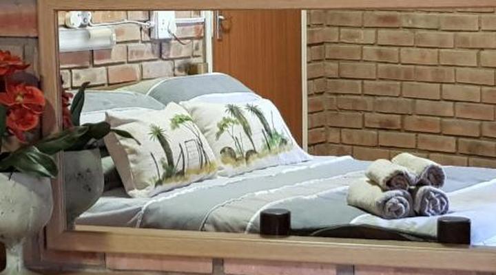 Hout Huisie and Klein Huisie Self-Catering