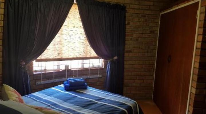 Hout Huisie and Klein Huisie Self-Catering