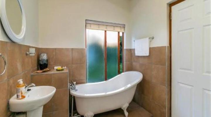 Eastbrook River Lodge