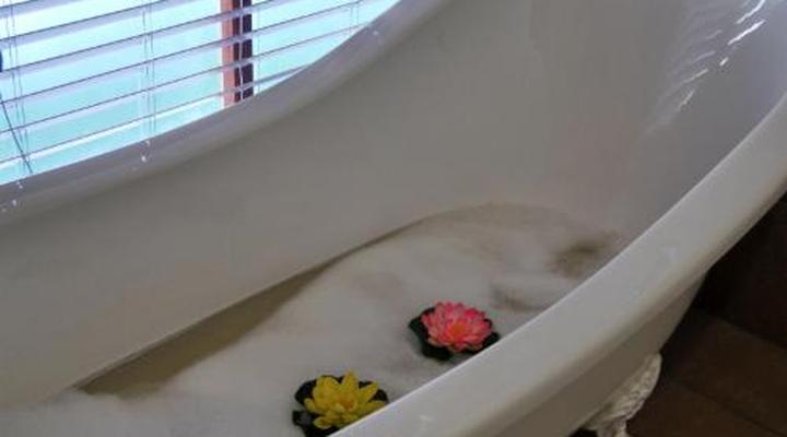 Eastbrook River Lodge