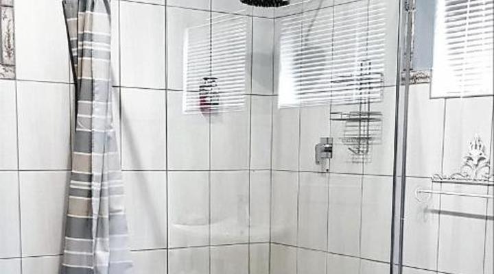 Graceland Guesthouse