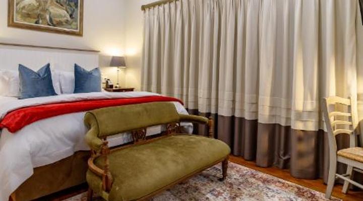 Christie's at 32 on Russell