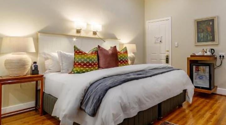 Christie's at 32 on Russell